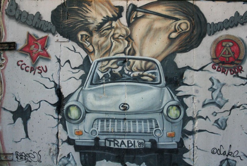 CCCP suudelma DDR.jpg
